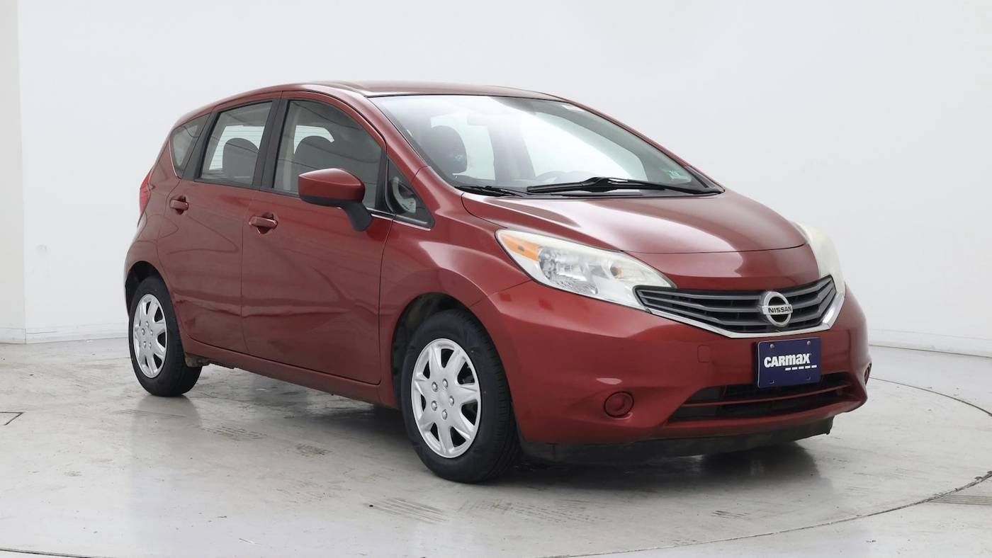 2016 Nissan Versa 1.6 SV — Hatchback — 101,540 mi — Edison, NJ