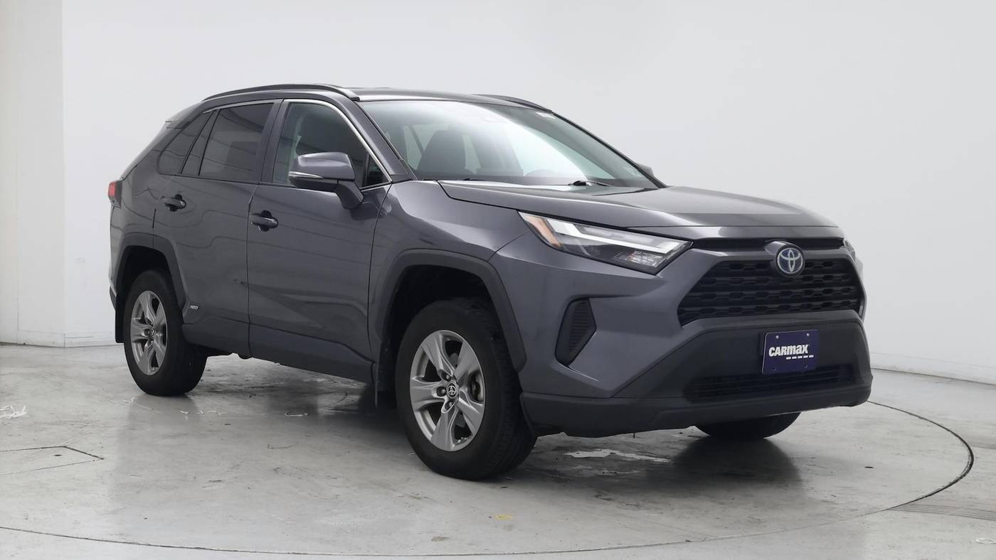 2023 Toyota RAV4 Hybrid LE — SUV — 28,231 mi — Edison, NJ