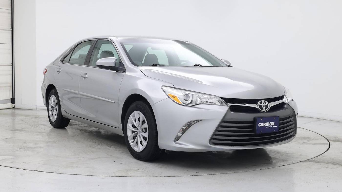 2017 Toyota Camry LE — Sedan — 31,495 mi — Edison, NJ