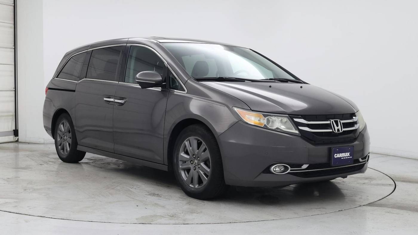 2014 Honda Odyssey Touring — Minivan — 77,990 mi — Edison, NJ