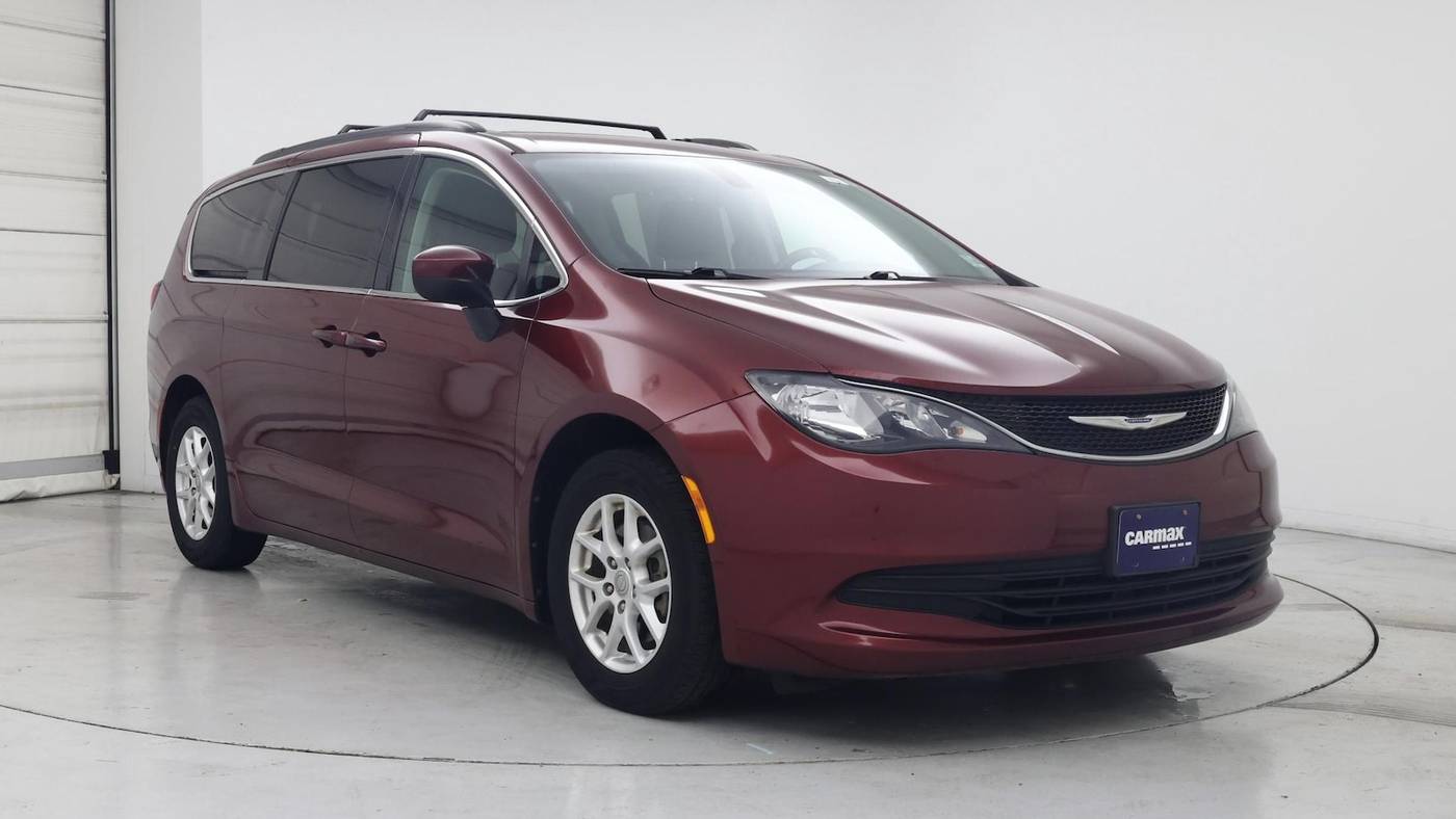 2020 Chrysler Voyager LXI — Minivan — 87,242 mi — Edison, NJ
