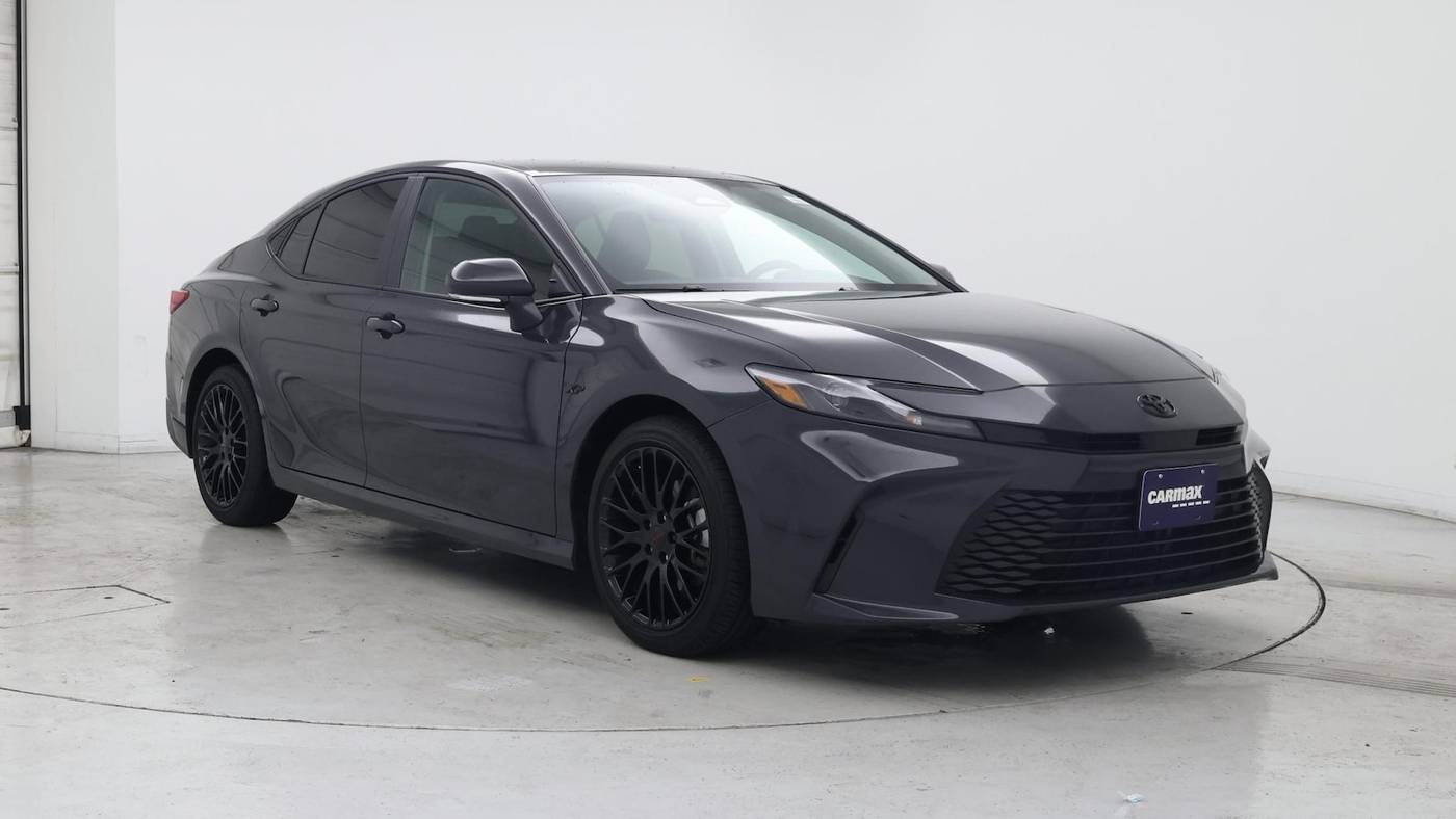 2025 Toyota Camry Hybrid LE — Sedan — 14,407 mi — Edison, NJ