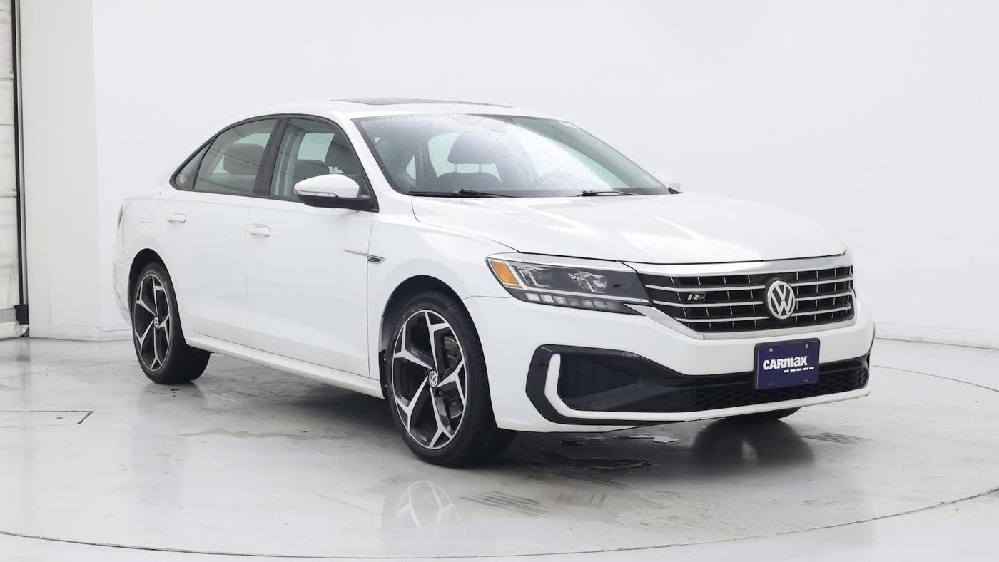 2020 Volkswagen Passat R-Line — Sedan — 40,175 mi — Edison, NJ