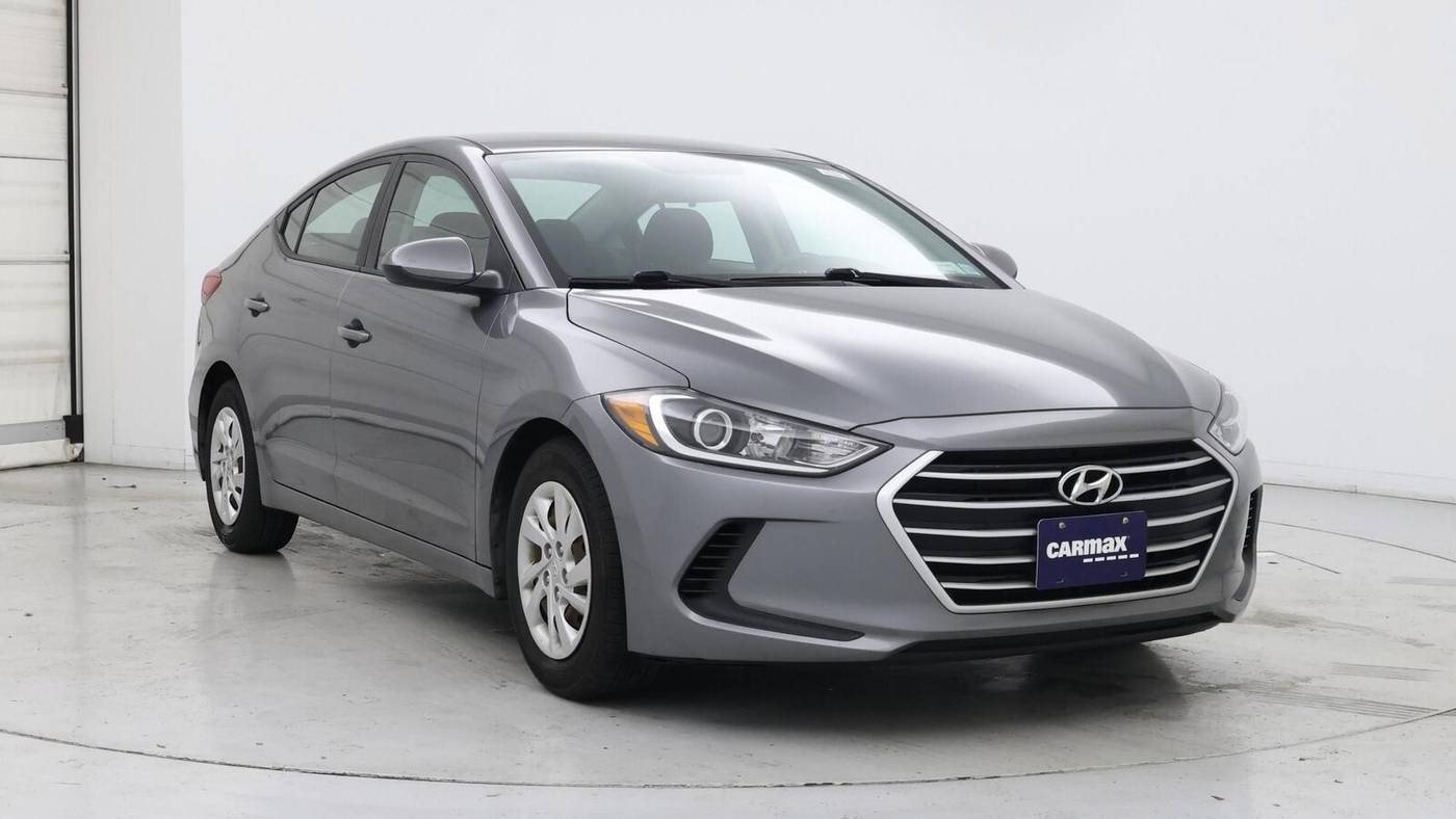 2018 Hyundai Elantra SE — Sedan — 75,635 mi — Edison, NJ