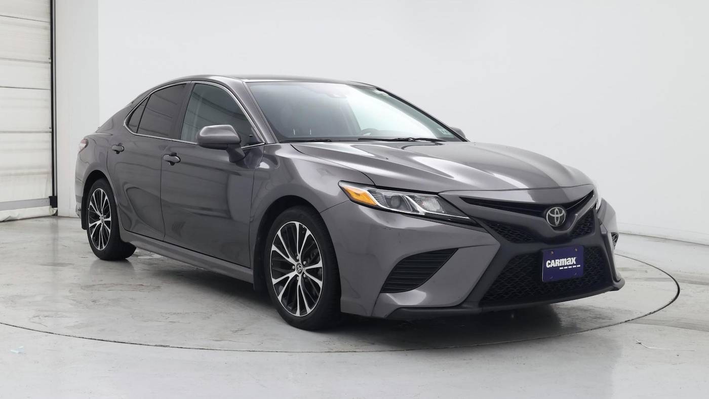 2020 Toyota Camry SE — Sedan — 25,250 mi — Edison, NJ