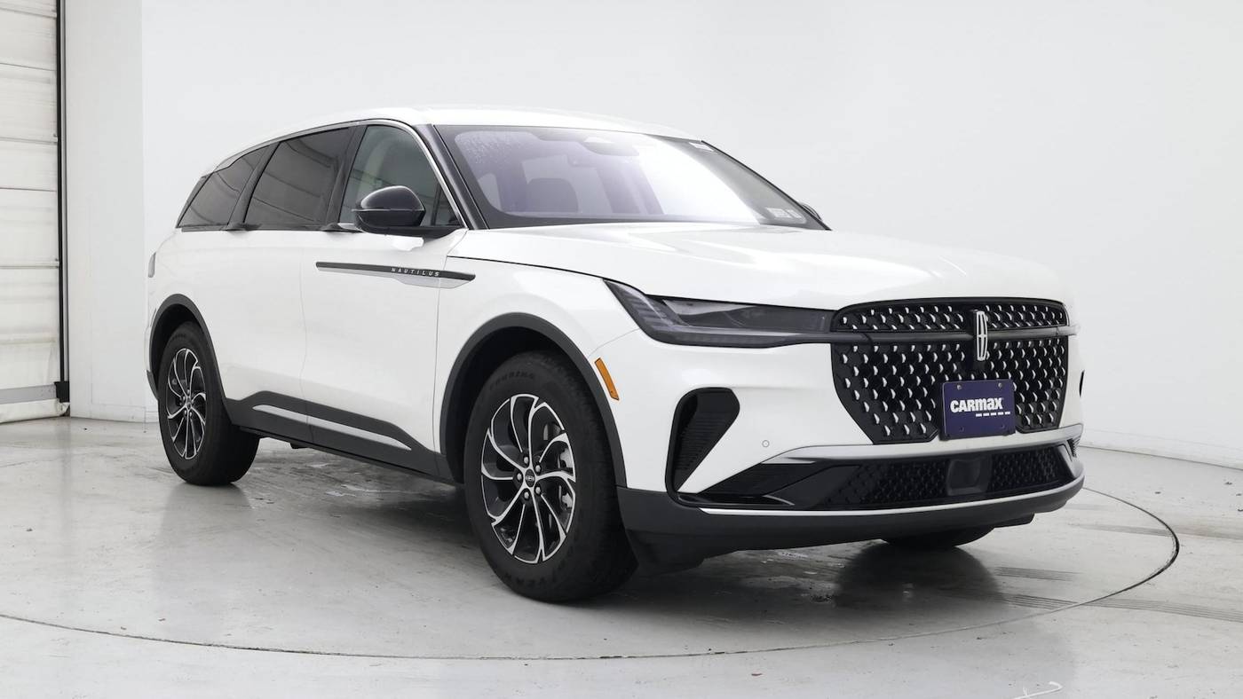 2025 Lincoln Nautilus Premiere — SUV — 1,087 mi — Edison, NJ