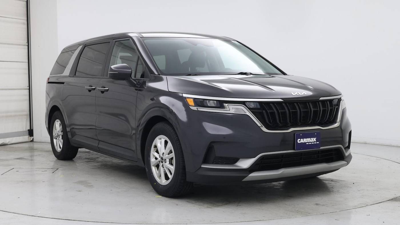 2023 Kia Carnival LXS — Minivan — 46,815 mi — Edison, NJ