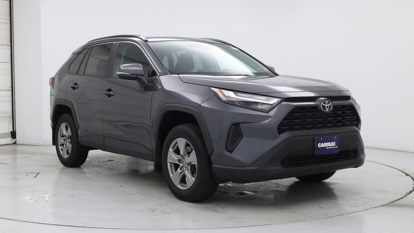 2022 Toyota RAV4 XLE — SUV — 7,107 mi — Edison, NJ
