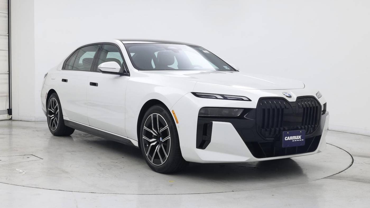 2023 BMW 7 Series 740i — Sedan — 15,926 mi — Edison, NJ