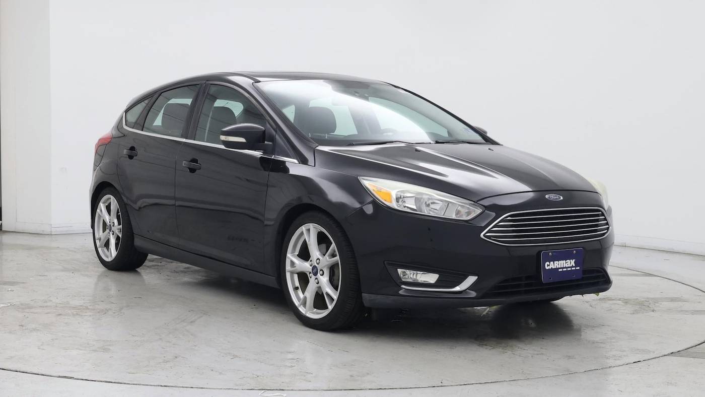 2015 Ford Focus Titanium — Hatchback — 90,588 mi — Edison, NJ