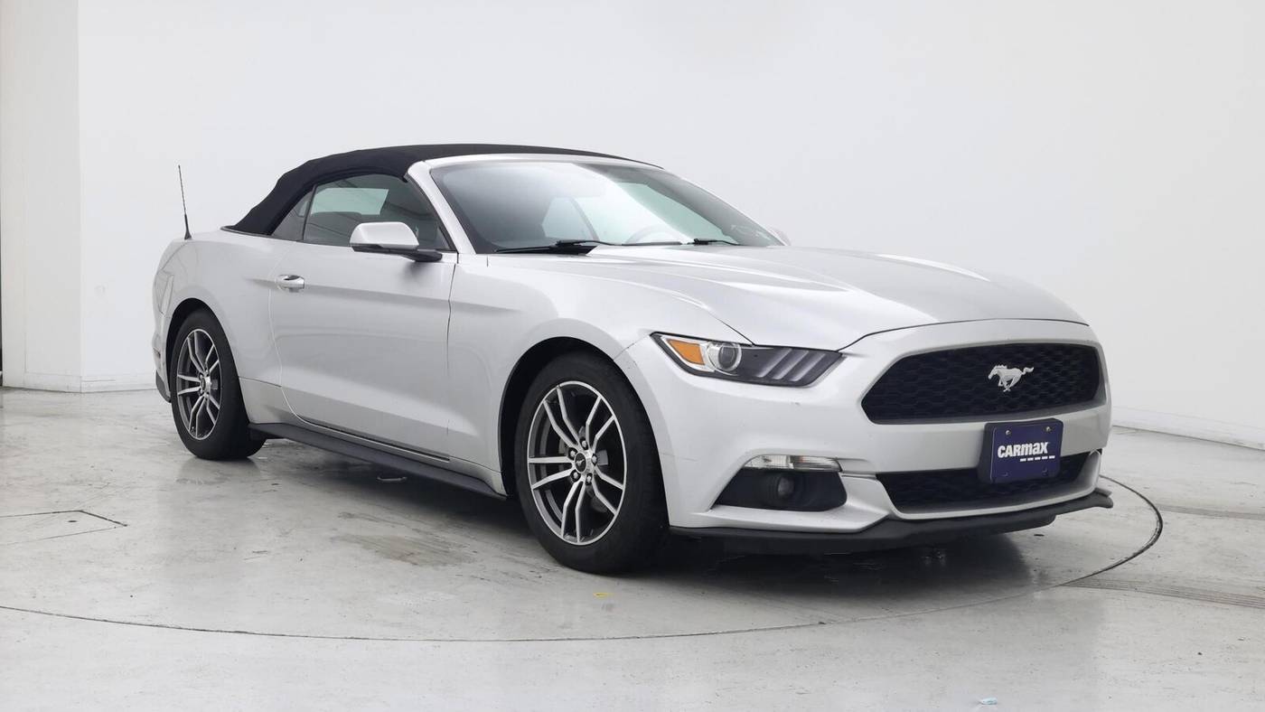 2017 Ford Mustang EcoBoost Premium — Convertible — 47,589 mi — Edison, NJ