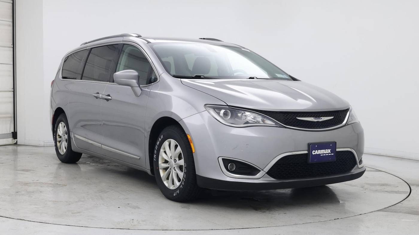 2018 Chrysler Pacifica Touring L — Minivan — 69,410 mi — Edison, NJ