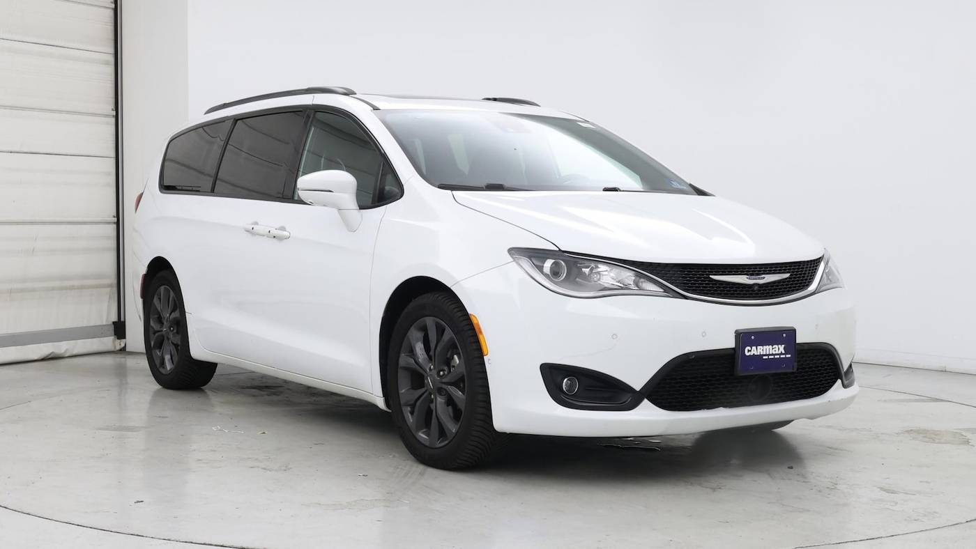 2018 Chrysler Pacifica Limited — Minivan — 46,418 mi — Edison, NJ