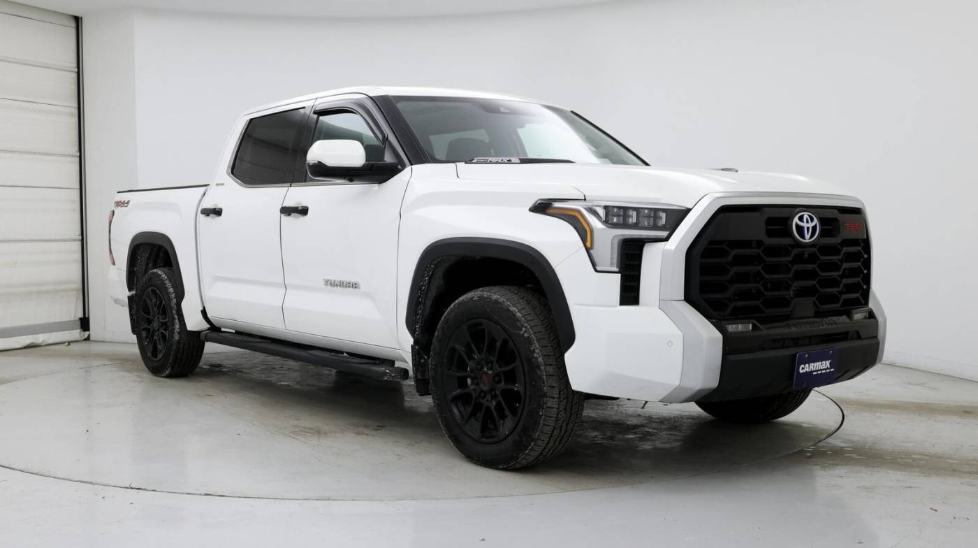 2023 Toyota Tundra Hybrid Limited — Pickup Truck — 28,145 mi — Edison, NJ