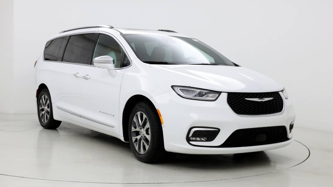 2022 Chrysler Pacifica Hybrid Pinnacle — Minivan — 23,855 mi — Edison, NJ