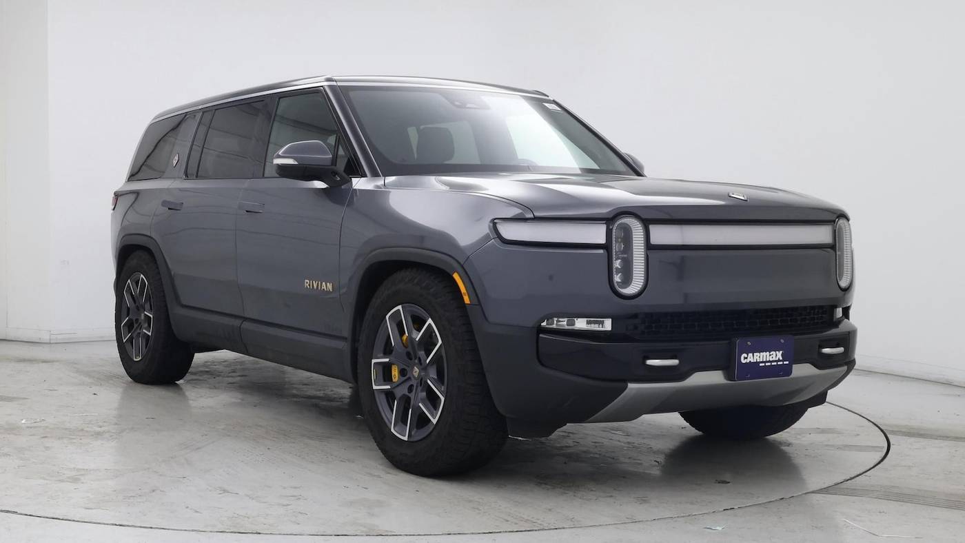 2023 Rivian R1S