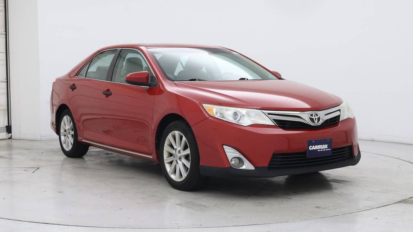 2014 Toyota Camry XLE — Sedan — 104,635 mi — Edison, NJ