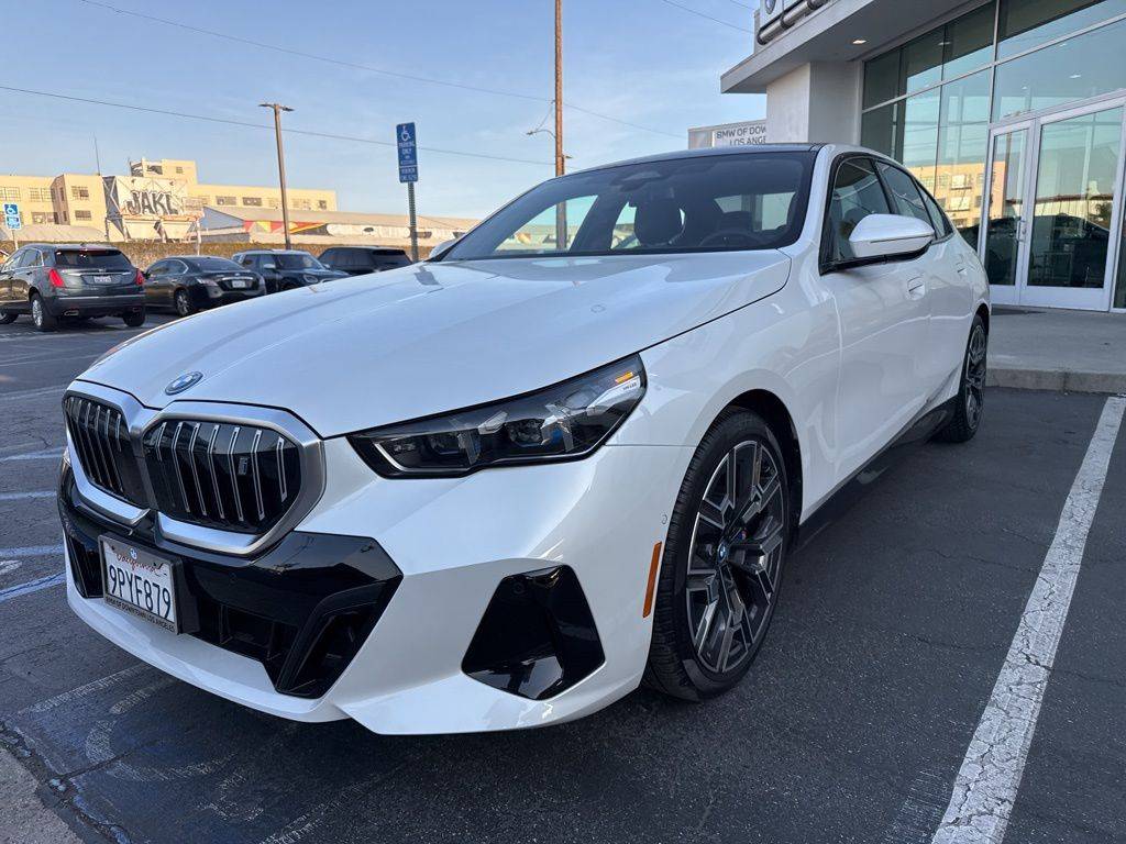 2025 BMW i5 xDrive40 — Sedan — 1,549 mi — Los Angeles, CA