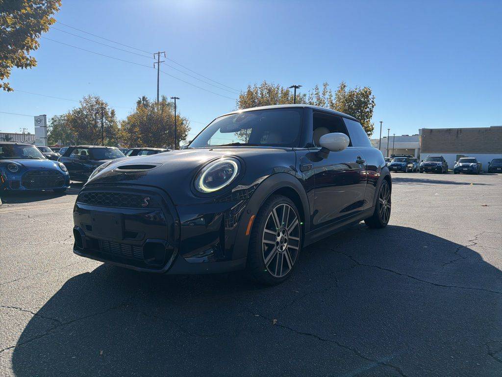 2023 MINI Hardtop Cooper S — Hatchback — 33,593 mi — Los Angeles, CA