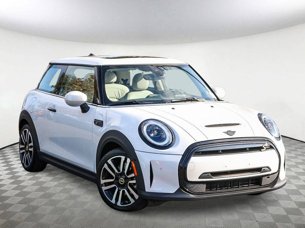2024 MINI Electric Hardtop Cooper SE — Hatchback — 5,122 mi — Los Angeles, CA