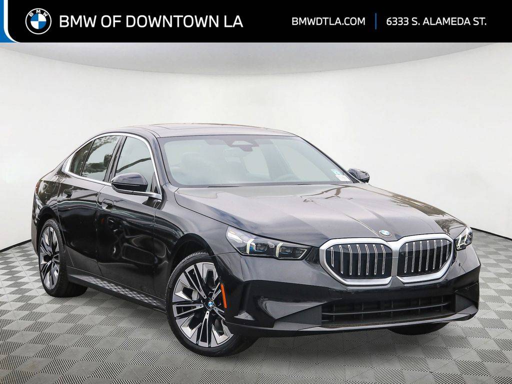 2026 BMW 5 Series 530i — Sedan — 161 mi — Los Angeles, CA