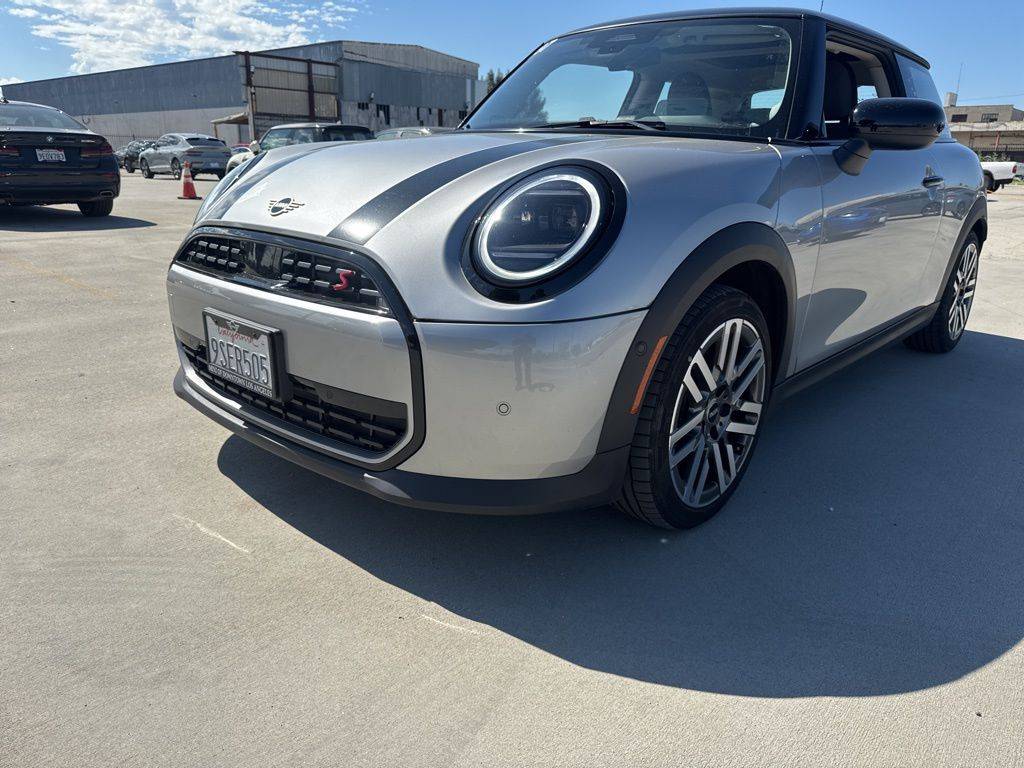 2025 MINI Hardtop Cooper S — Hatchback — 5,026 mi — Los Angeles, CA