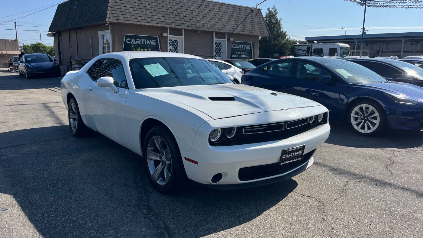 2019 Dodge Challenger SXT — Coupe — 64,129 mi — South Gate, CA
