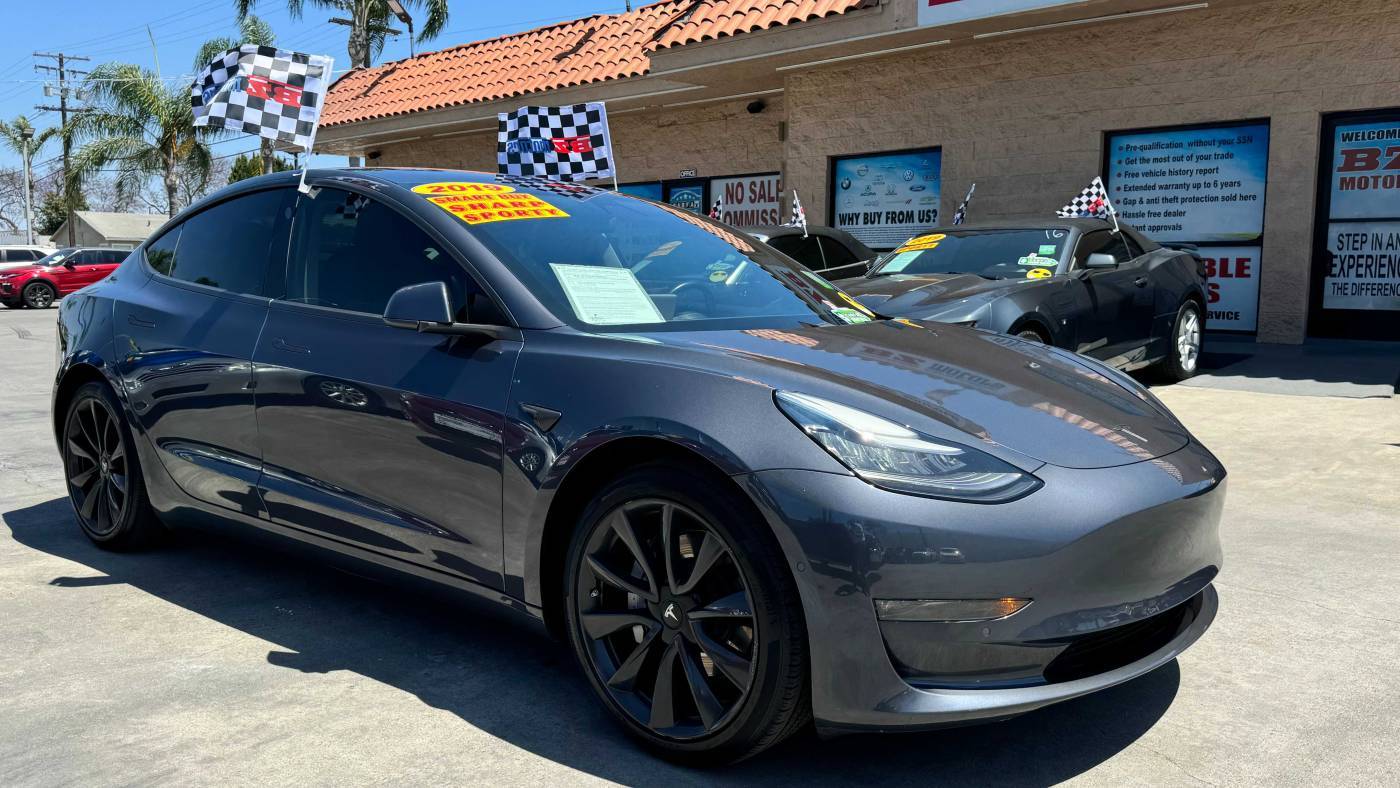 2019 Tesla Model 3 Mid Range — Sedan — 81,235 mi — South Gate, CA