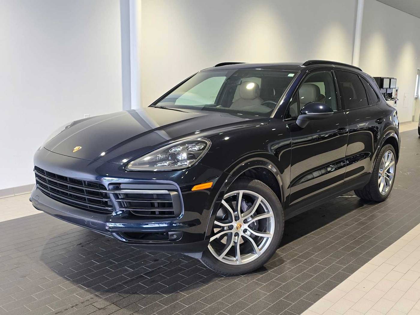 2019 Porsche Cayenne Standard — SUV — 66,630 mi — Lynnwood, WA