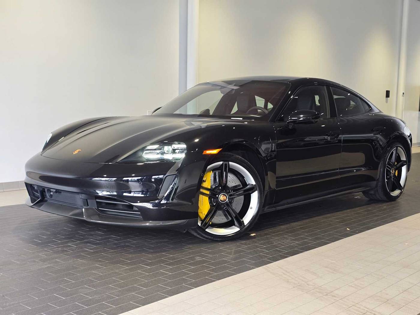 2020 Porsche Taycan Turbo S