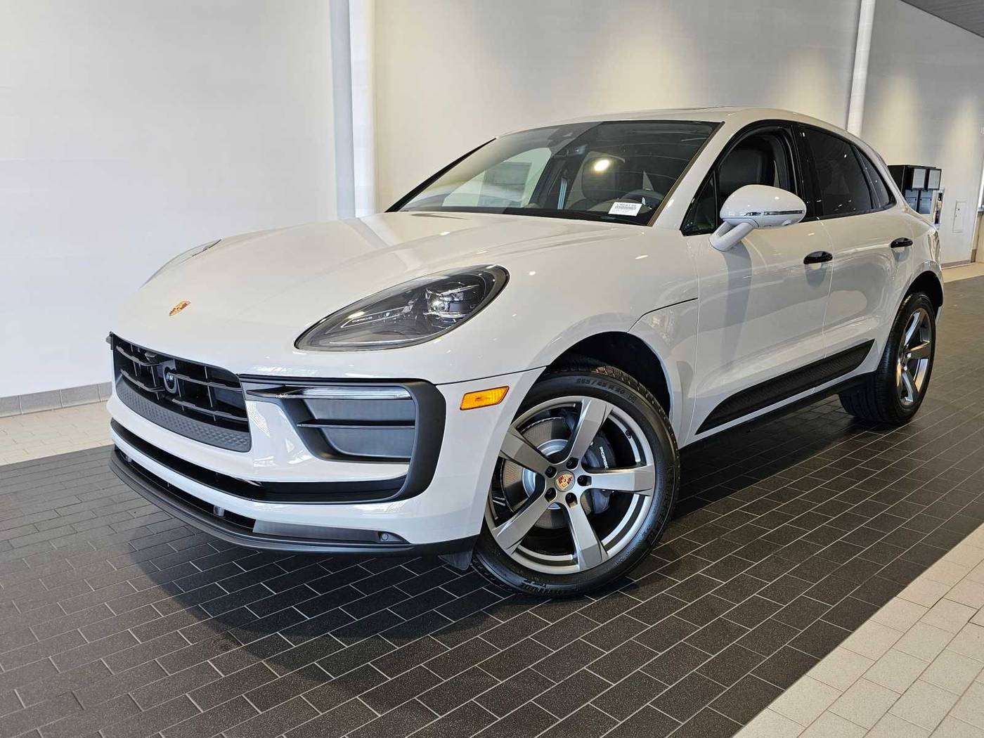 2024 Porsche Macan Standard — SUV — 5 mi — Lynnwood, WA