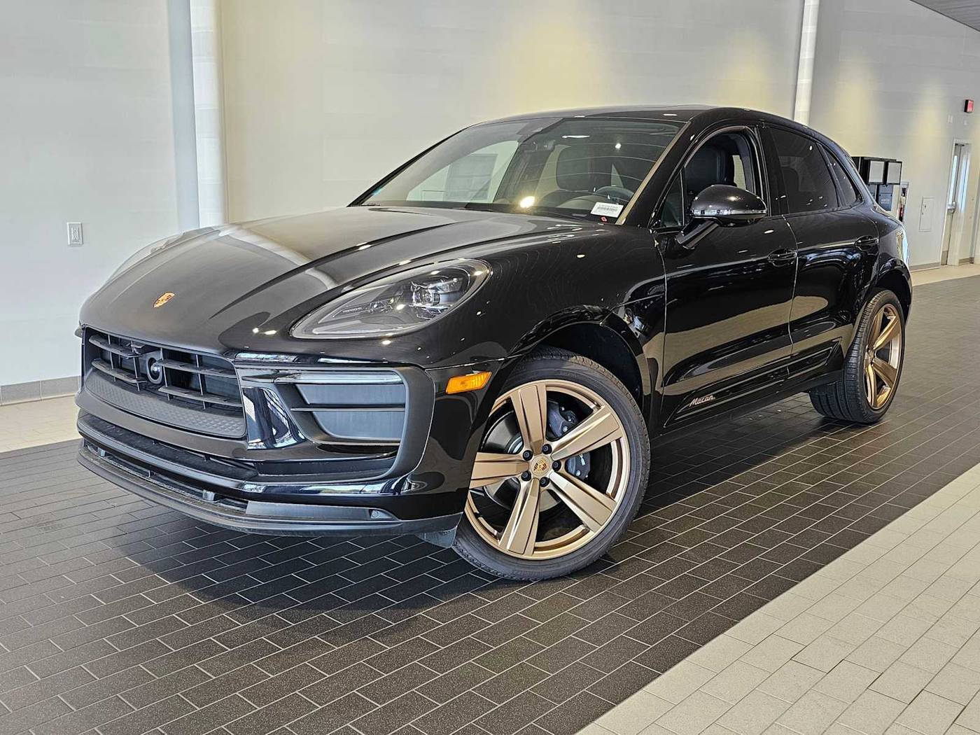 2023 Porsche Macan Standard — SUV — 38 mi — Lynnwood, WA