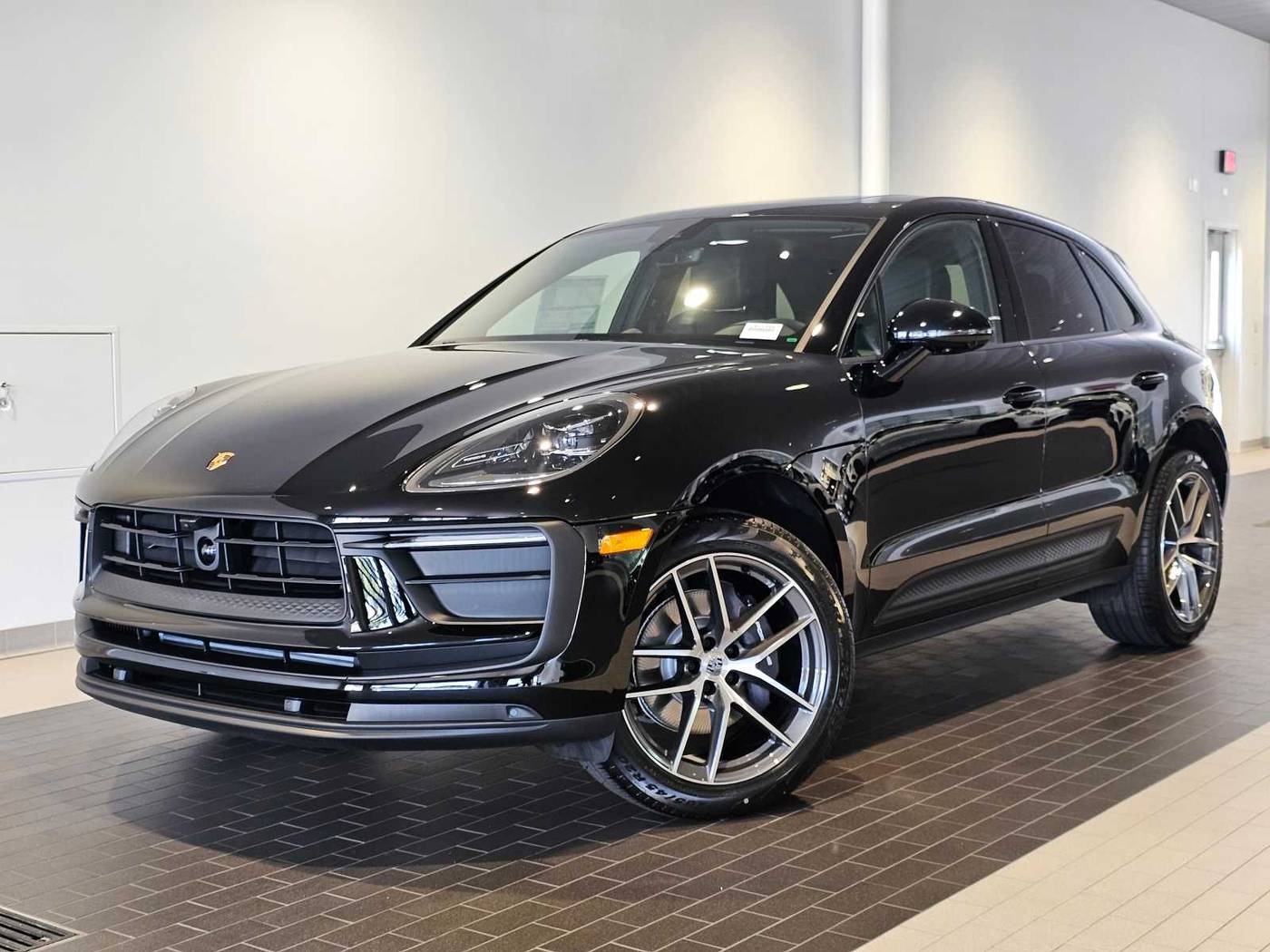 2024 Porsche Macan Standard — SUV — 8 mi — Lynnwood, WA