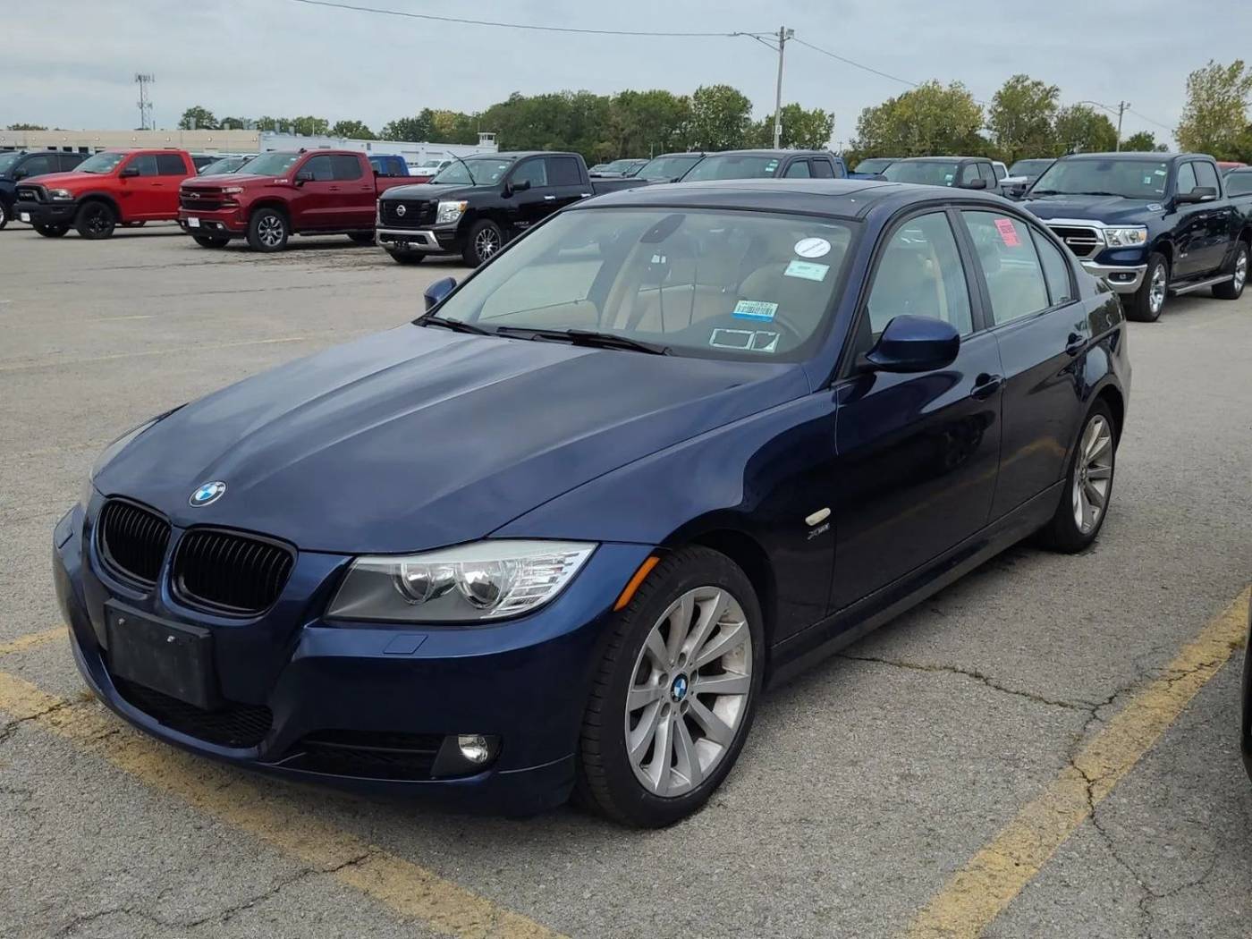 2011 BMW 3 Series 328i — Sedan — 70,319 mi — Gurnee, IL
