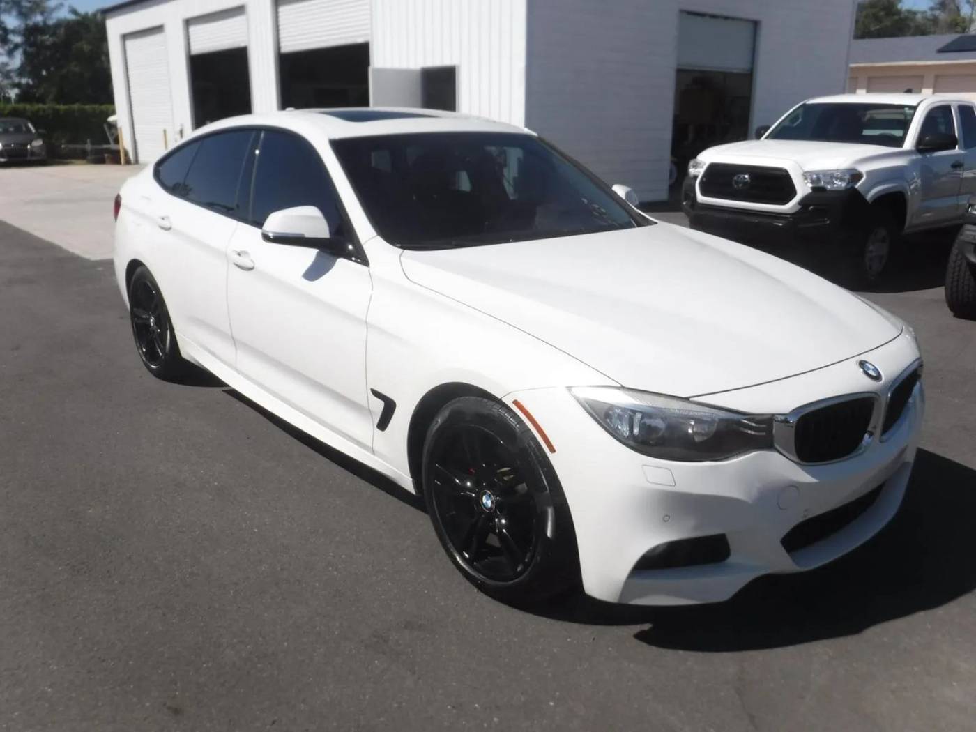 2016 BMW 3 Series 328i — Hatchback — 67,306 mi — Gurnee, IL