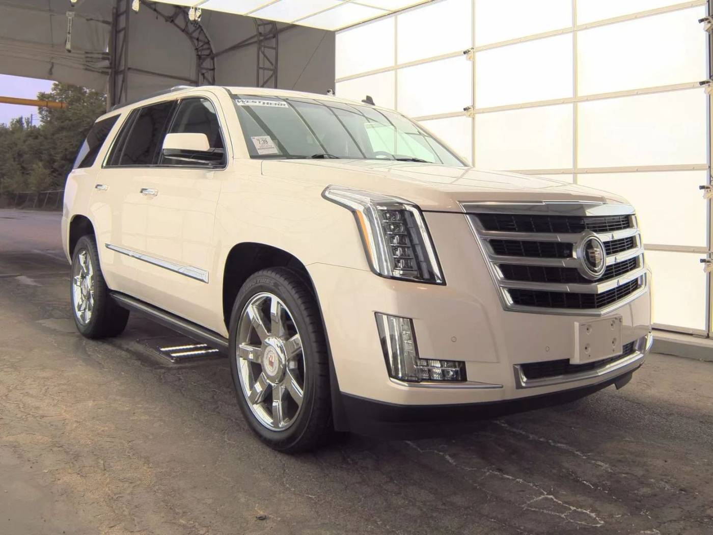 2015 Cadillac Escalade Premium — SUV — 50,679 mi — Gurnee, IL