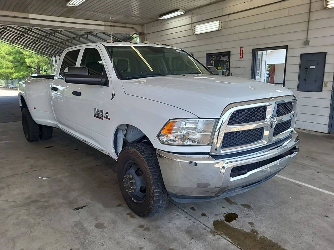 2017 Ram 3500 Tradesman — Pickup Truck — 62,577 mi — Gurnee, IL