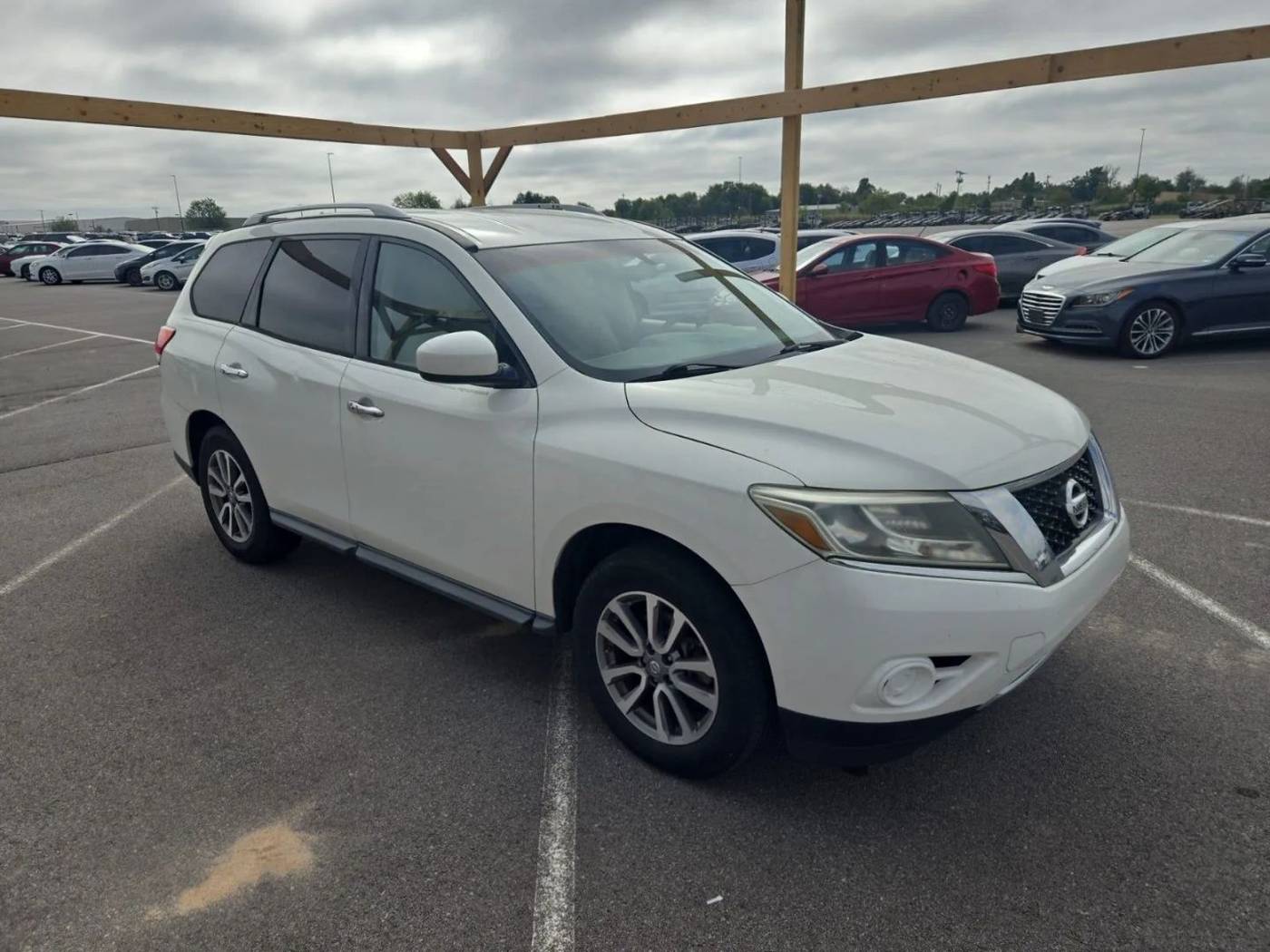 2013 Nissan Pathfinder SV — SUV — 97,855 mi — Gurnee, IL