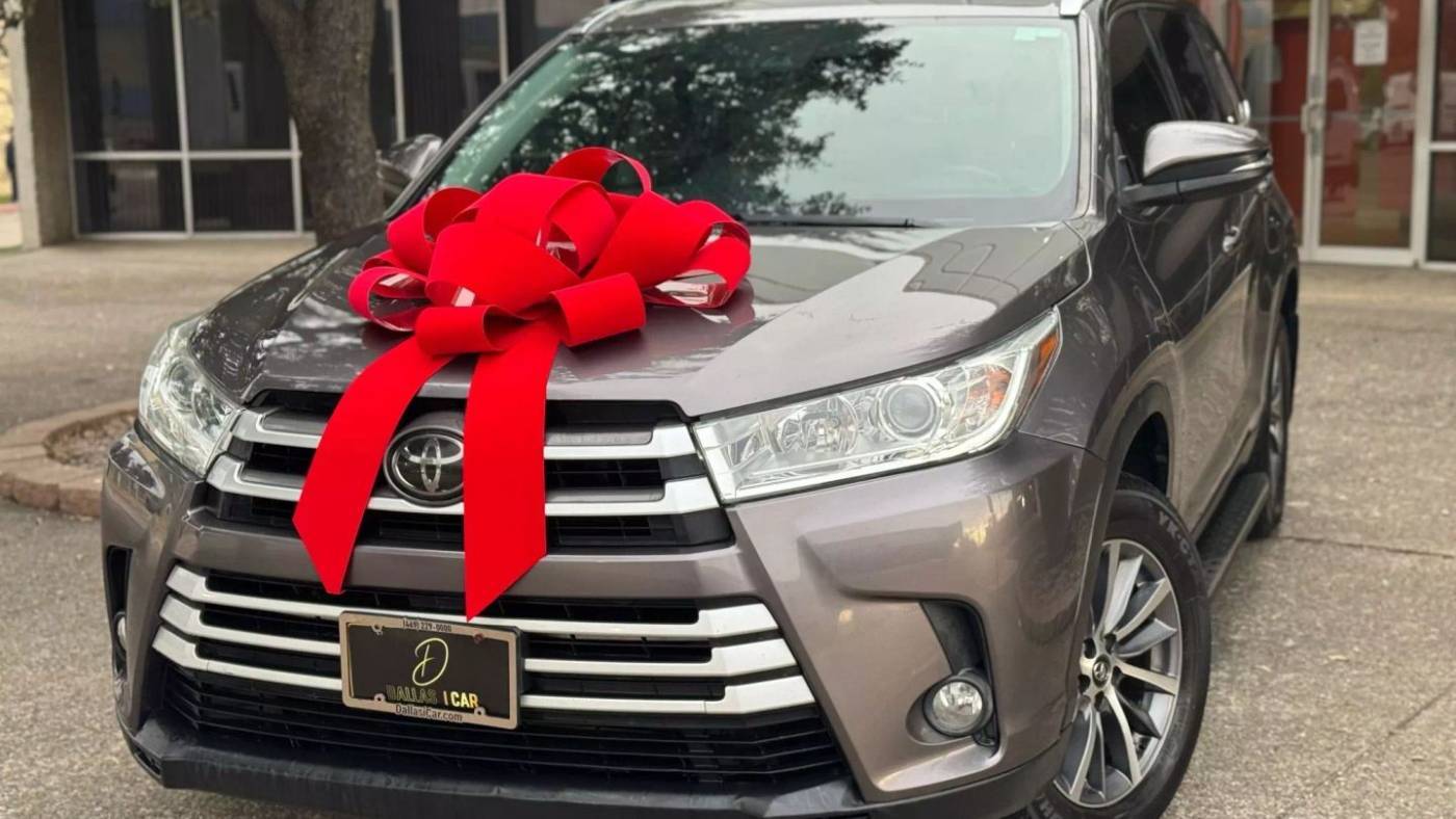 2019 Toyota Highlander XLE — SUV — 95,421 mi — Dallas, TX