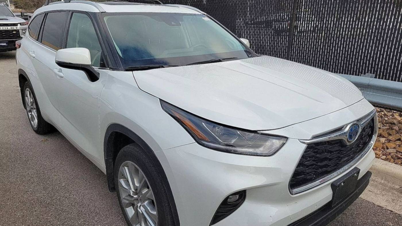 2023 Toyota Highlander Hybrid Limited — SUV — 26,536 mi — Dallas, TX