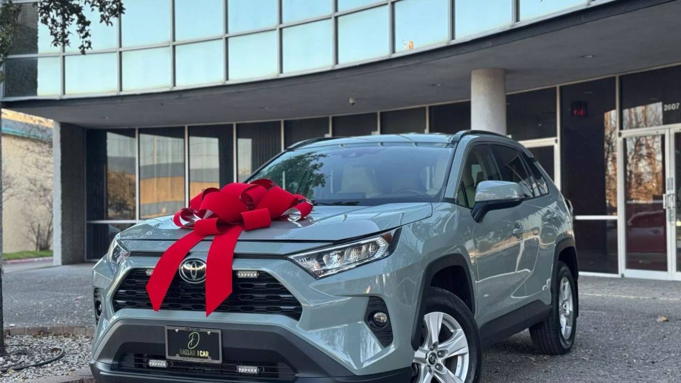 2021 Toyota RAV4 XLE — SUV — 99,606 mi — Dallas, TX