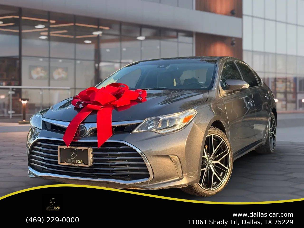 2016 Toyota Avalon XLE — Sedan — 176,109 mi — Dallas, TX