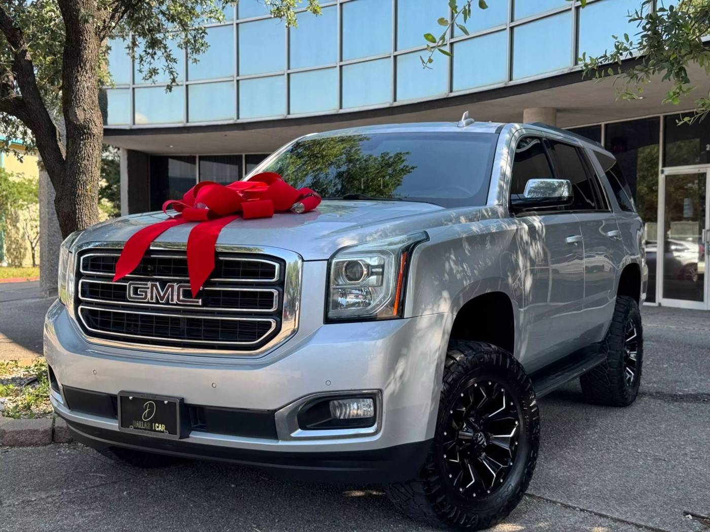 2018 GMC Yukon SLT — SUV — 150,612 mi — Dallas, TX