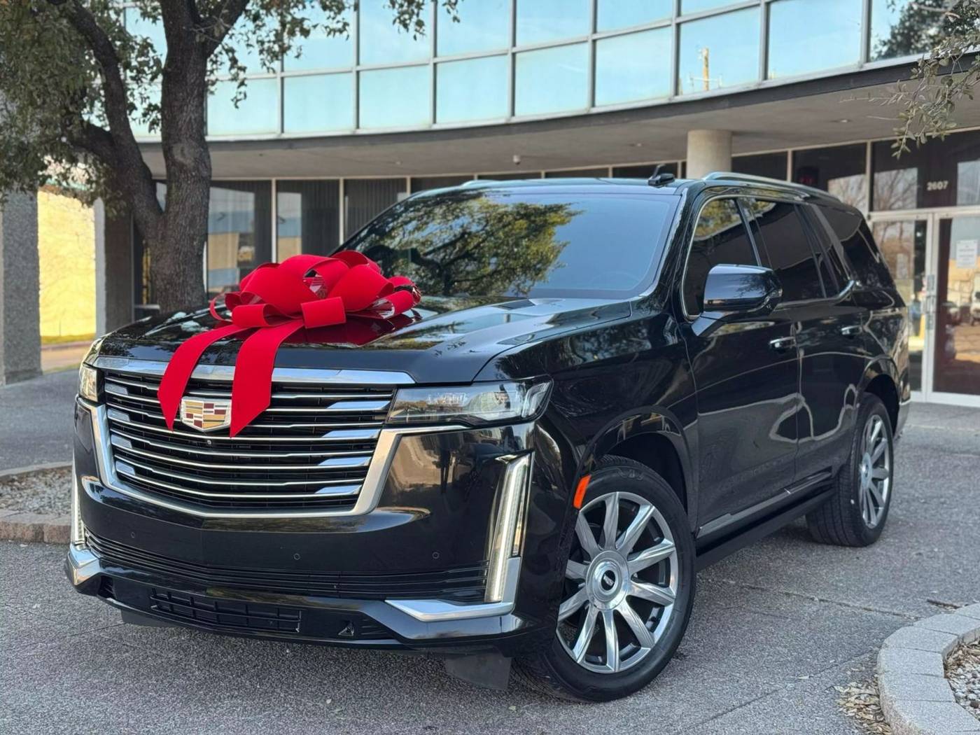 2021 Cadillac Escalade Premium Luxury Platinum — SUV — 91,683 mi — Dallas, TX