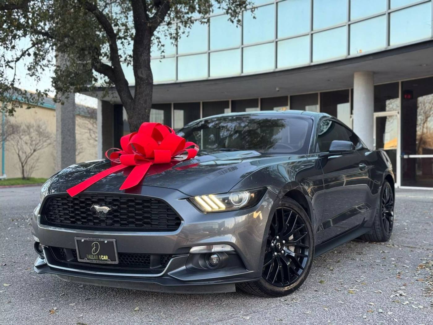 2015 Ford Mustang EcoBoost Premium — Coupe — 87,079 mi — Dallas, TX