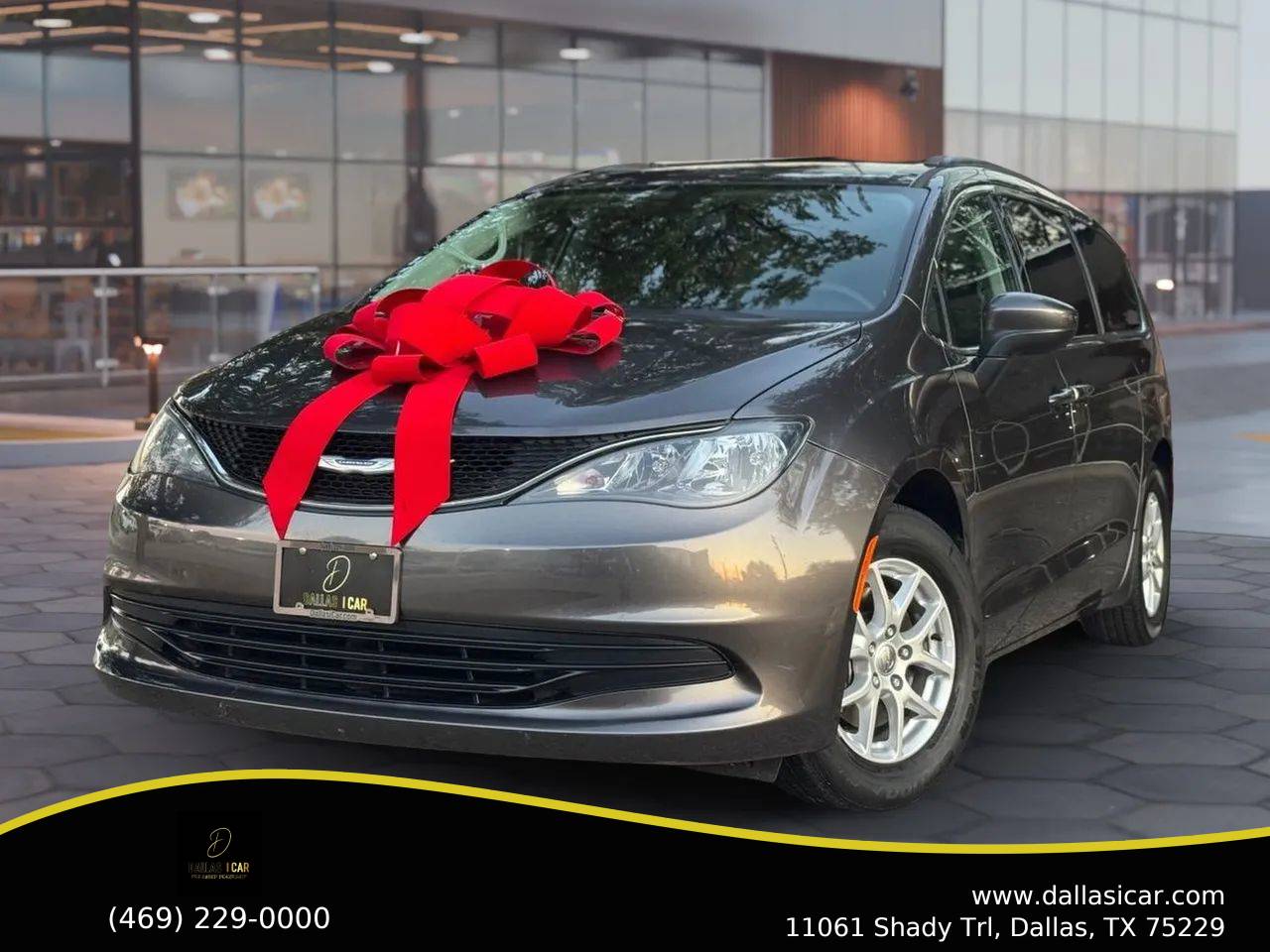 2020 Chrysler Voyager LXI — Minivan — 109,960 mi — Dallas, TX