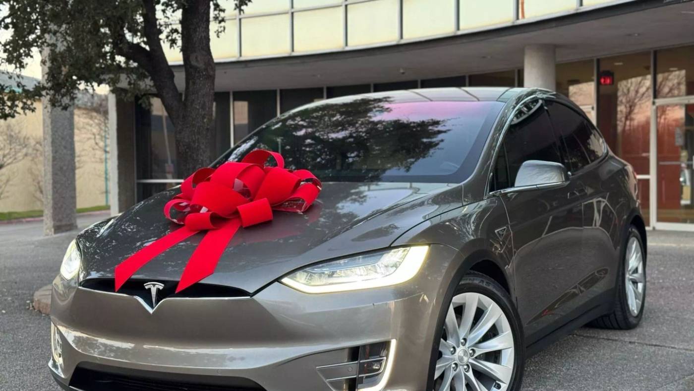 2016 Tesla Model X 75D — SUV — 87,587 mi — Dallas, TX