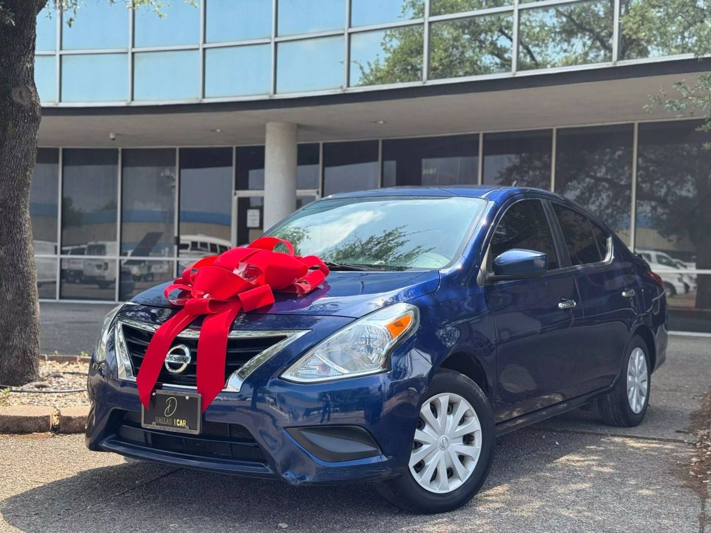 2019 Nissan Versa SV — Sedan — 98,160 mi — Dallas, TX