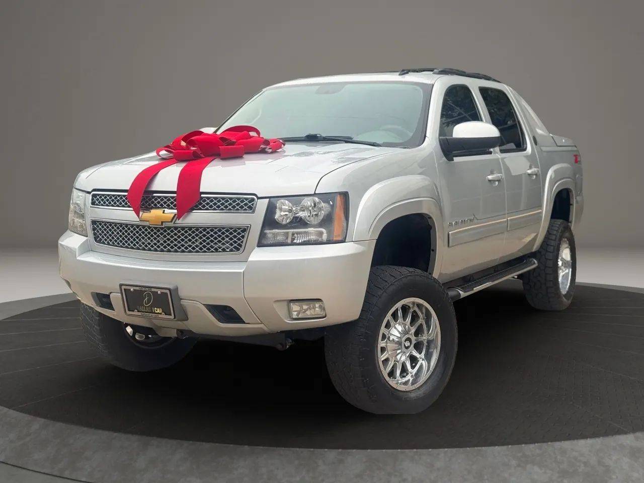 2013 Chevrolet Avalanche LT — Pickup Truck — 157,963 mi — Dallas, TX