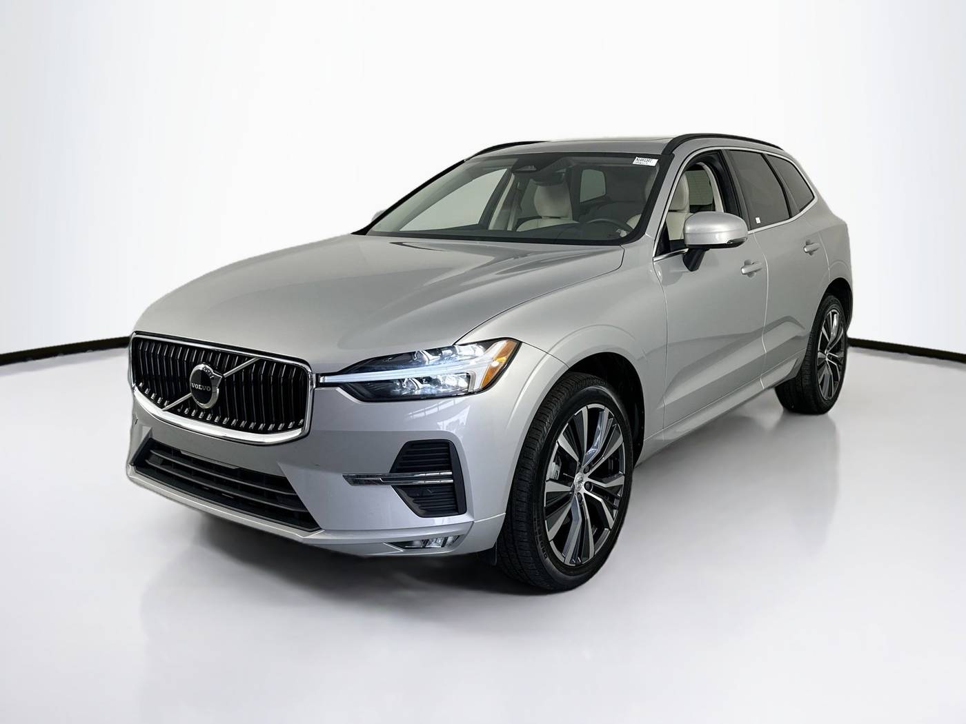 2022 Volvo XC60 Momentum — SUV — 18,571 mi — Palm Harbor, FL